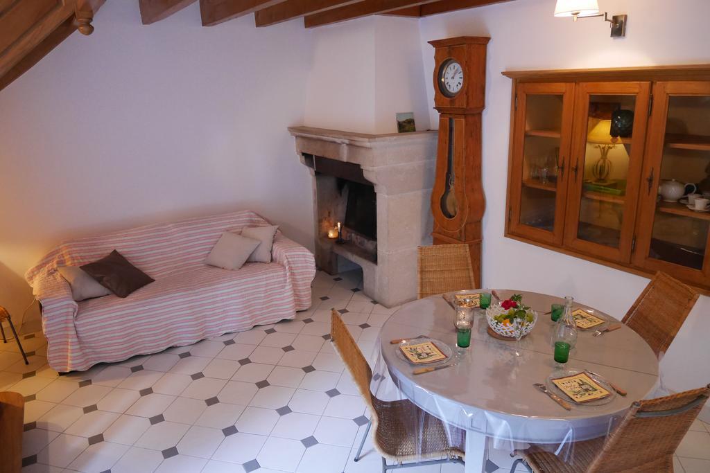 Вілла La Maison D'En Face Saint-Affrique-les-Montagnes Номер фото